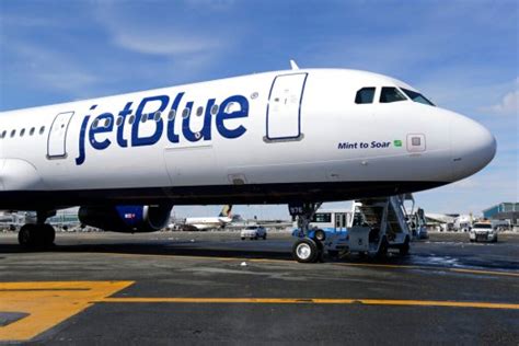 Ticker: JetBlue dumping American Airlines deal; Christmas Tree Shops expects to liquidate 